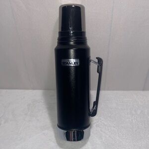 Aladdin Vacuum Stanley thermos 1 Quart made USA